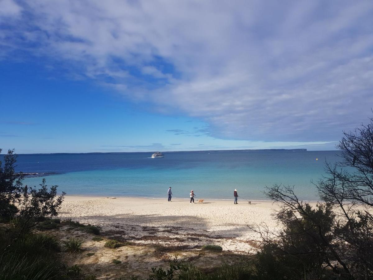 Husky 56 Beachfront Villa'S - Great Location On The Beach Huskisson Exterior photo