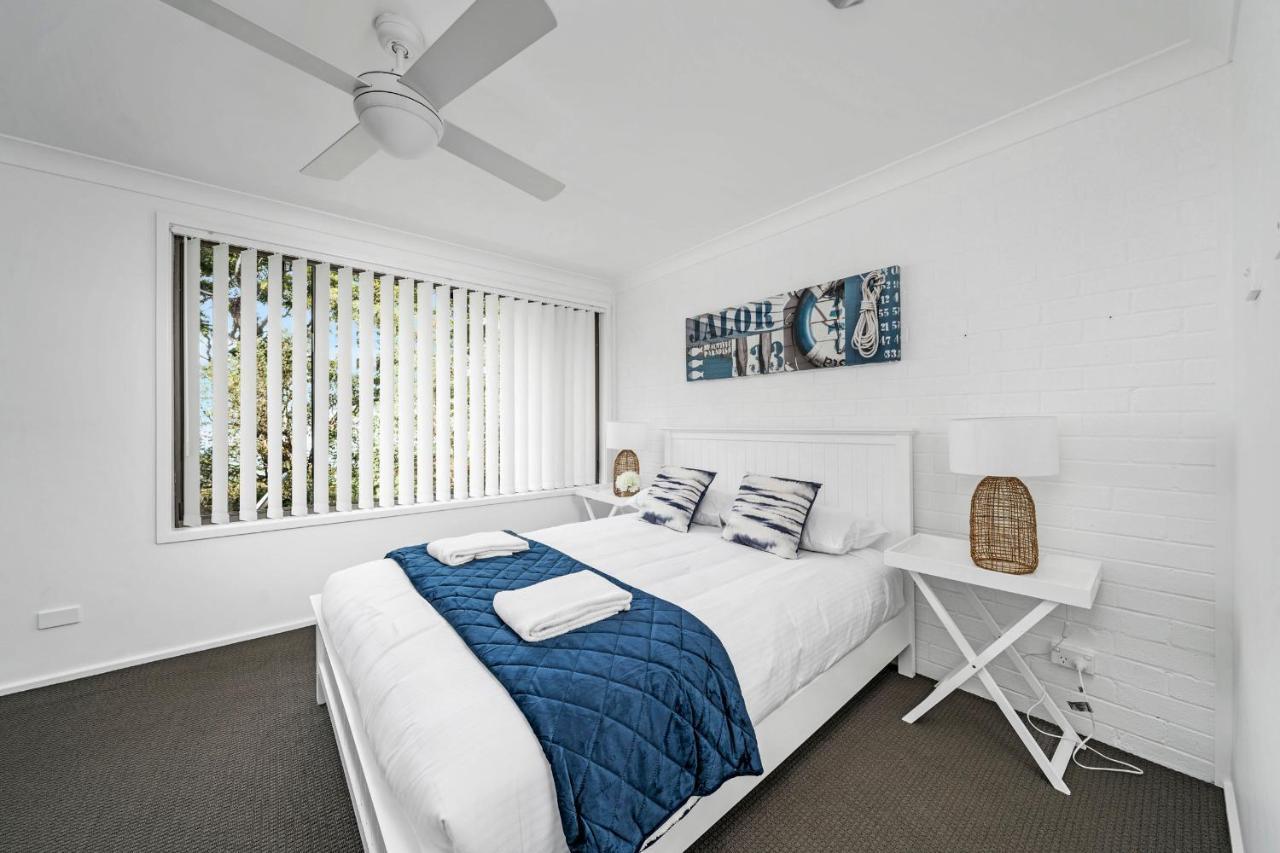 Husky 56 Beachfront Villa'S - Great Location On The Beach Huskisson Exterior photo